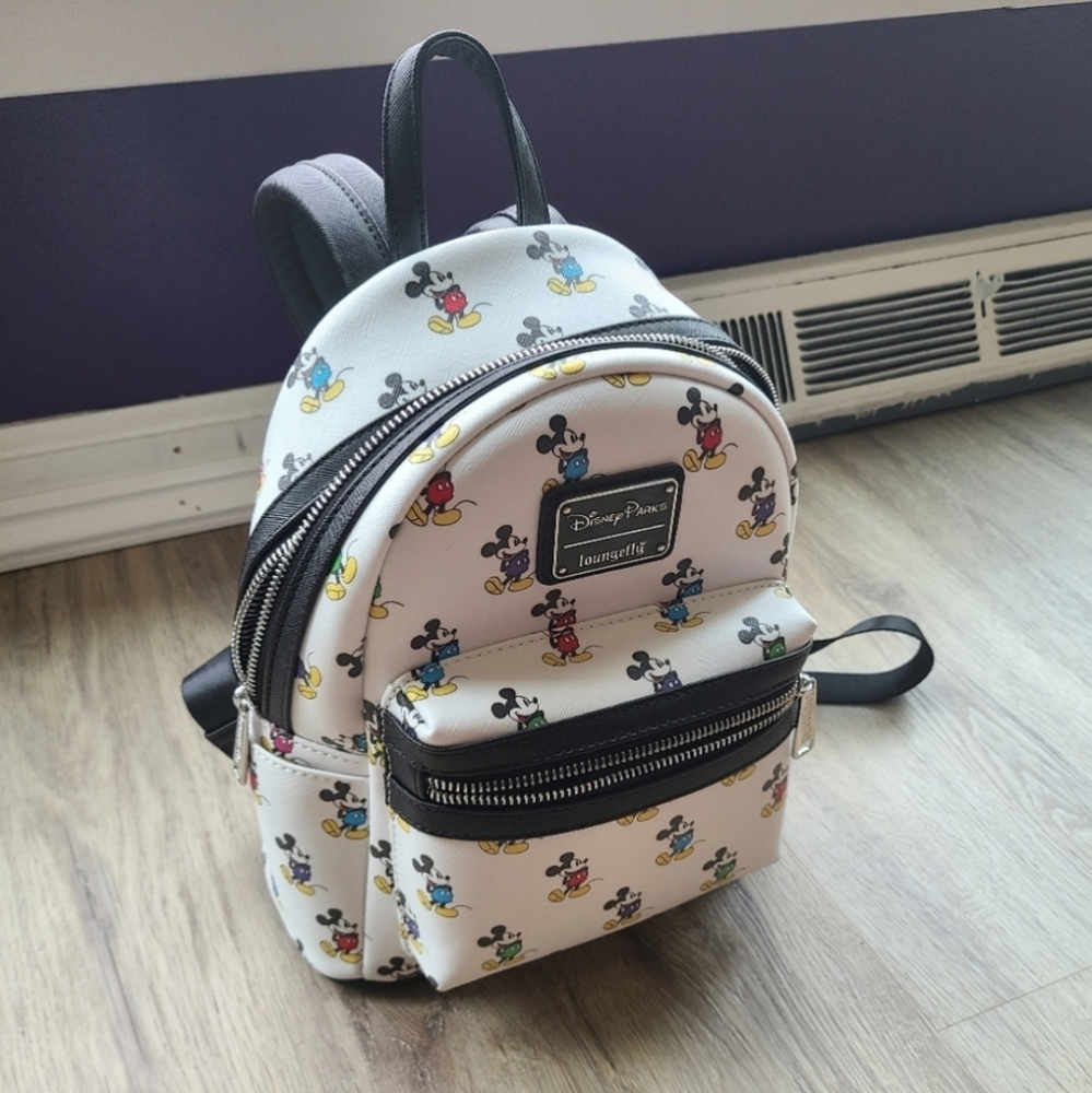 NWOT Loungefly Mickey Mouse Backpack